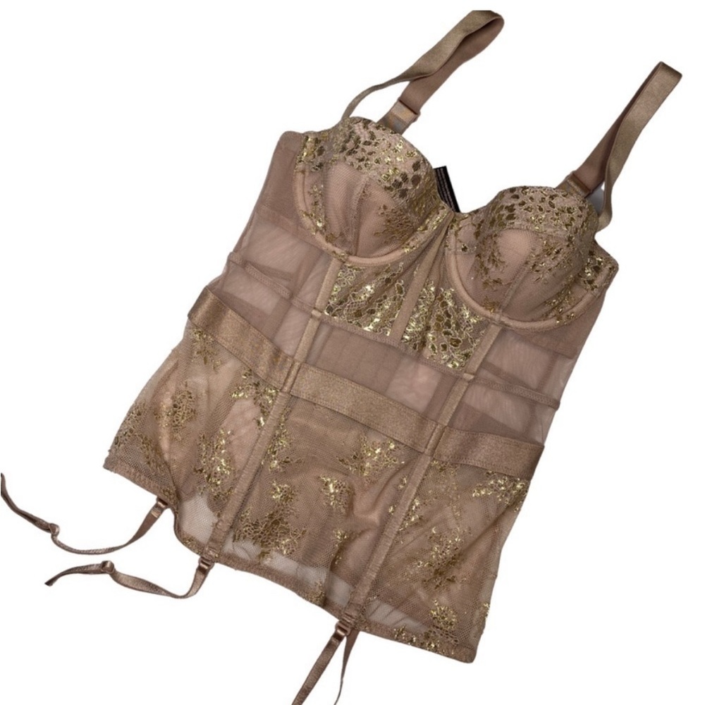 New with tags Super sexy Victoria’s Secret corset